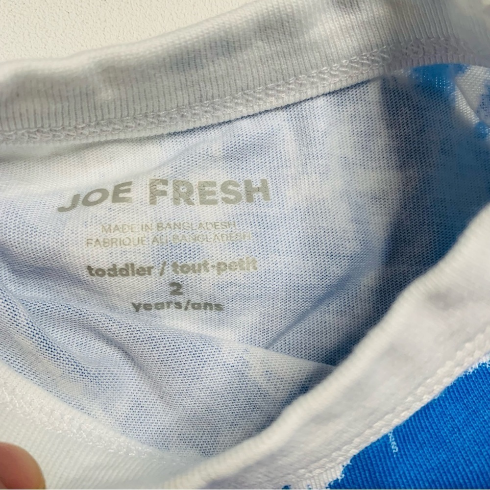 Joe fresh little boys 2Y tee shirt Dino print - Picture 2 of 2